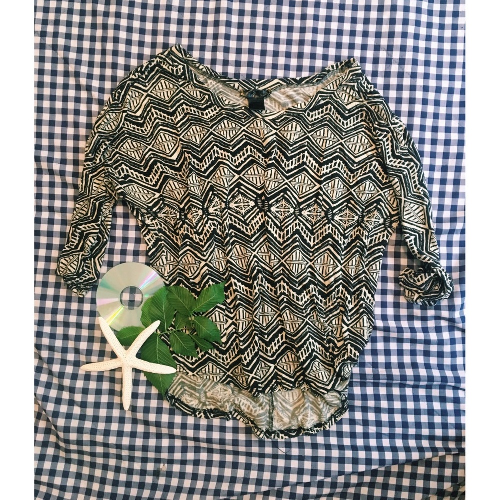 🌟 Printed 3/4 Sleeved shirt 🌟